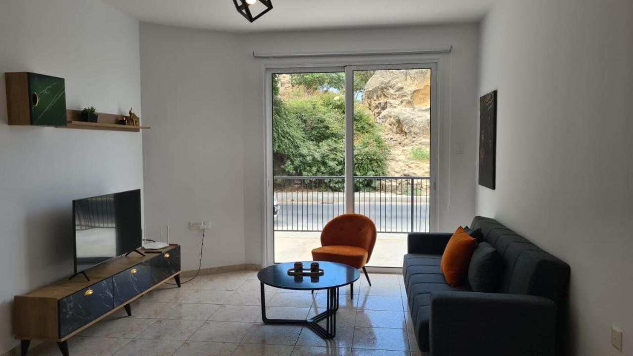 Laertis Apartments - By Imh Travel & Tours Paphos Kültér fotó