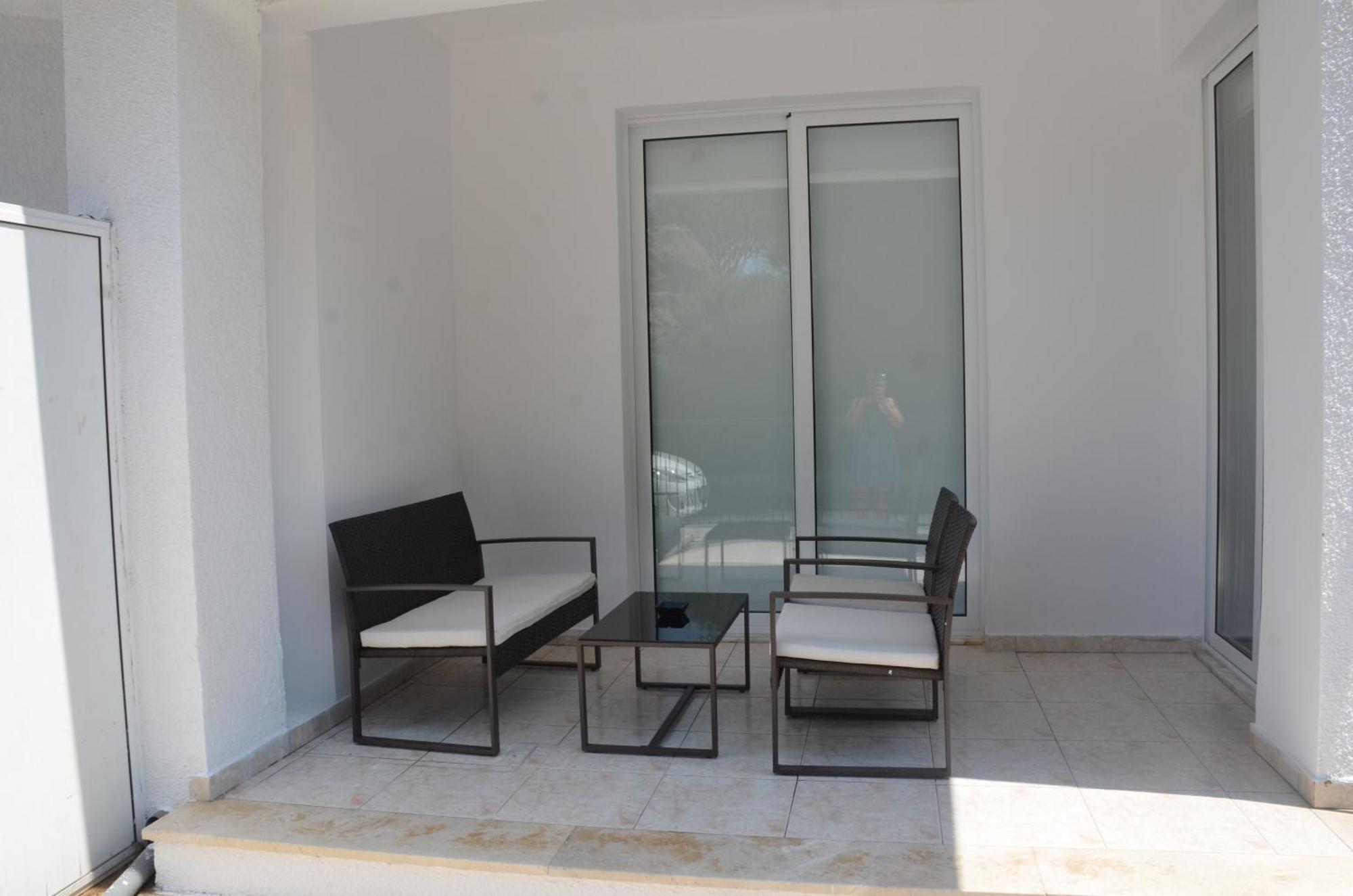 Laertis Apartments - By Imh Travel & Tours Paphos Kültér fotó