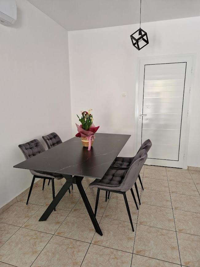 Laertis Apartments - By Imh Travel & Tours Paphos Kültér fotó