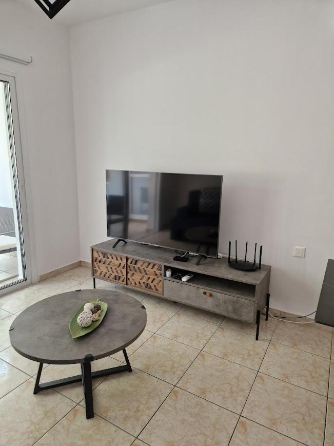 Laertis Apartments - By Imh Travel & Tours Paphos Kültér fotó