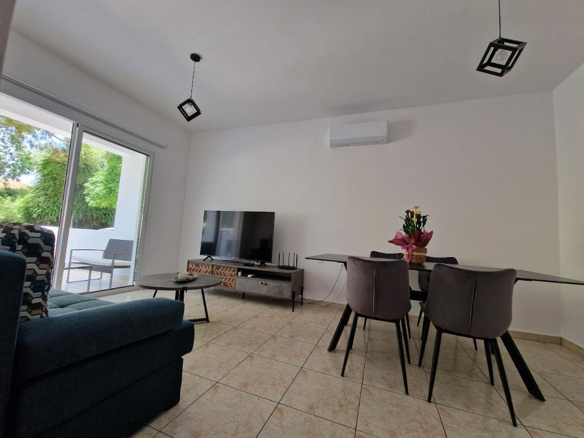 Laertis Apartments - By Imh Travel & Tours Paphos Kültér fotó